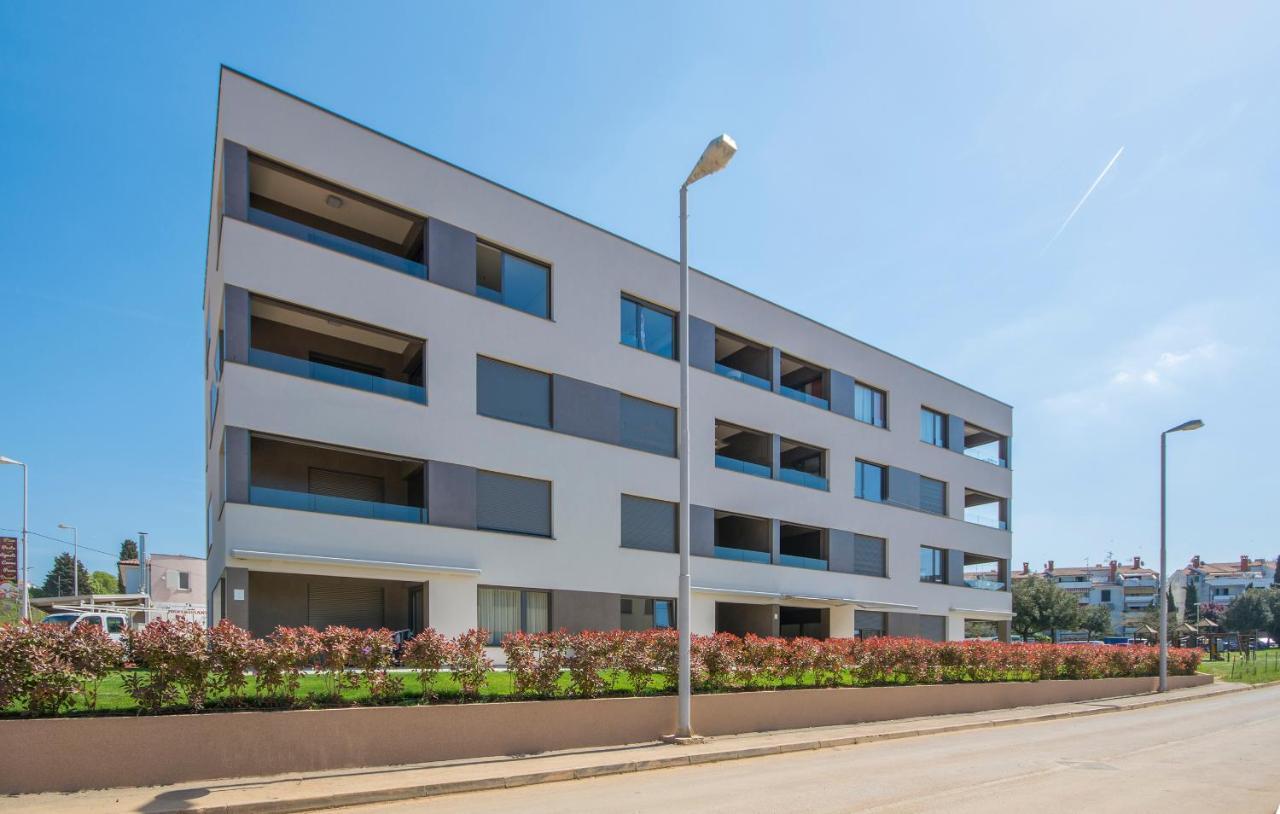 Spada Apartment 3 Bedrooms Near The Beach! Porec Exterior photo