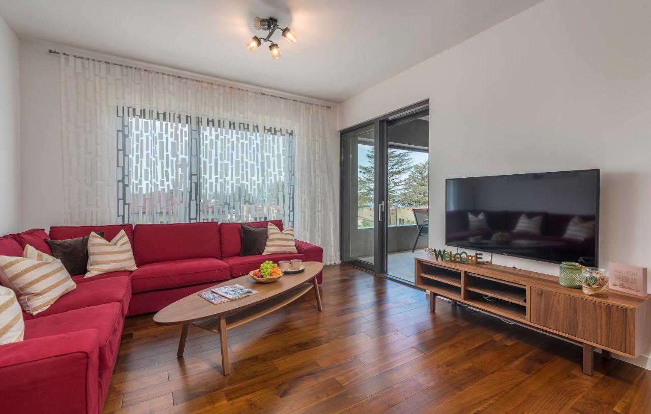 Spada Apartment 3 Bedrooms Near The Beach! Porec Exterior photo