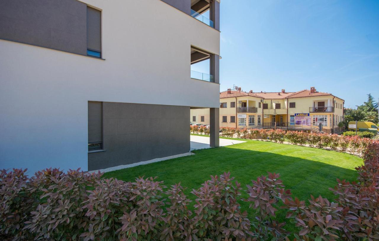 Spada Apartment 3 Bedrooms Near The Beach! Porec Exterior photo